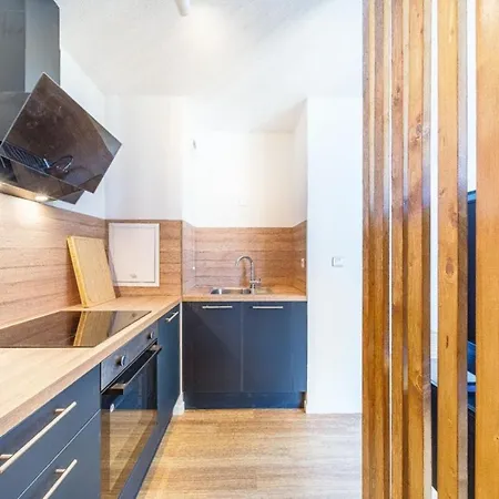 With Semi-open Bedroom Near Part-dieu & Tram Lyon